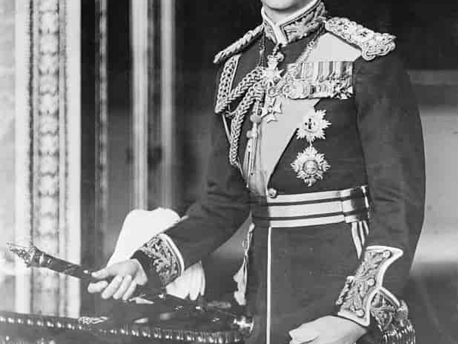 Mais qui est George VI ?